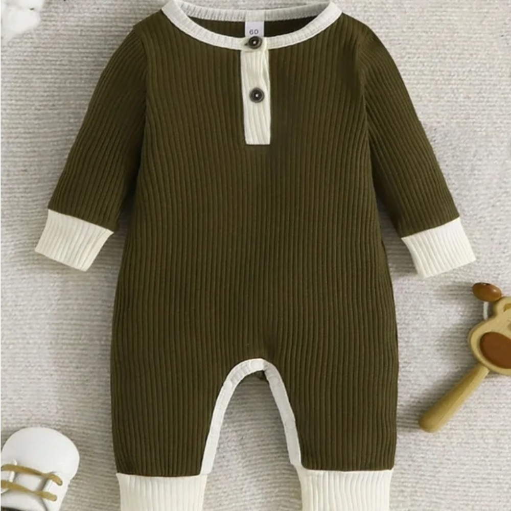 PatPat Olive and Cream Ribbed Kids Footie